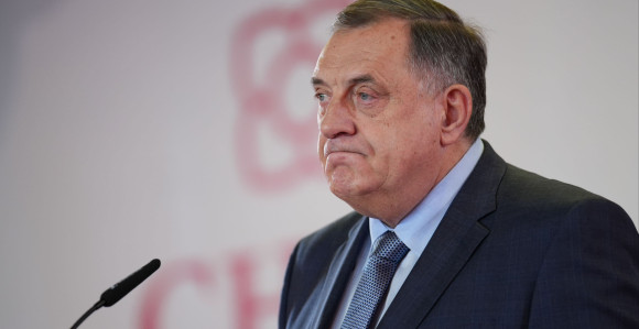 Dodik potpisao prijavu SNSD-a za izbore, CIK odlučuje