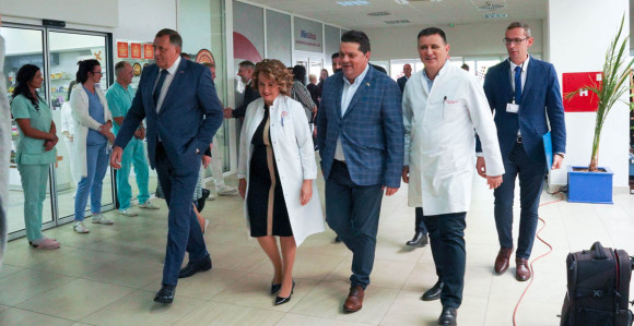 Varniči na relaciji bivši direktor i zamjenik UKC-a?