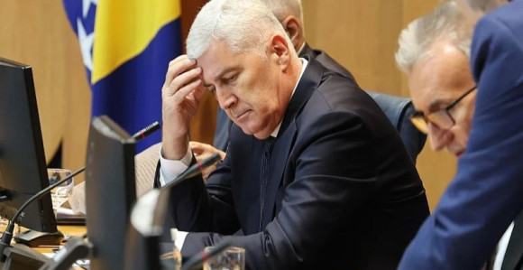 Пропала сједница: СНСД након три сата срушио кворум