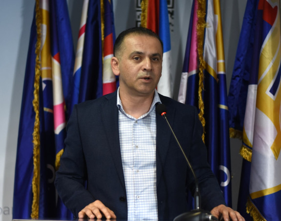 Ne branimo SDS od njega samoga već ga stvarajmo većim i snažnijim!