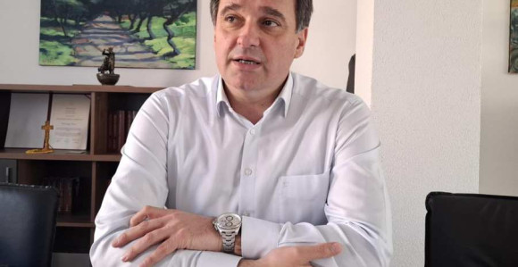 Govedarica podnosi prijavu protiv direktora koji u isto vrijeme obavlja poslove u Gacku i Novom Sadu
