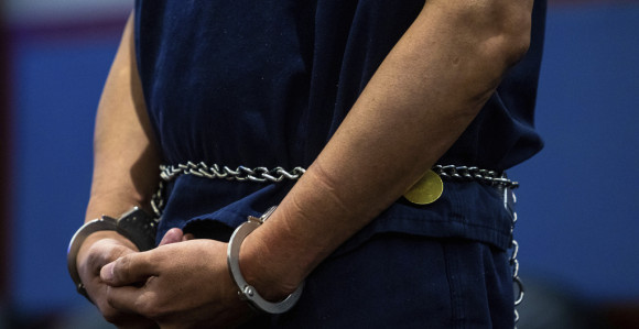 Sumnja da su "žmurili" na mito: Uhapšena 23 policajca i 4 carinika