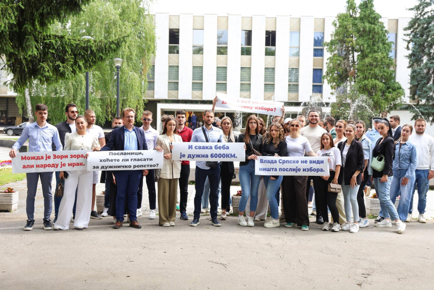 Откуд вам право да преко ноћи свако дијете задужите за 2.000 КМ?!