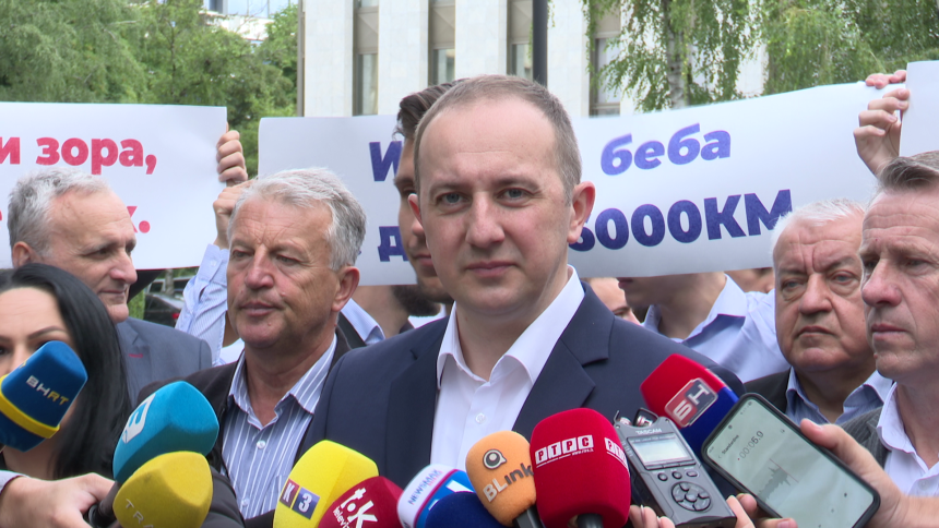SNSD pokušava da kupi izbore novim zaduživanjem