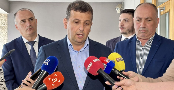 Vukanović: Sve se vrtjelo oko para?