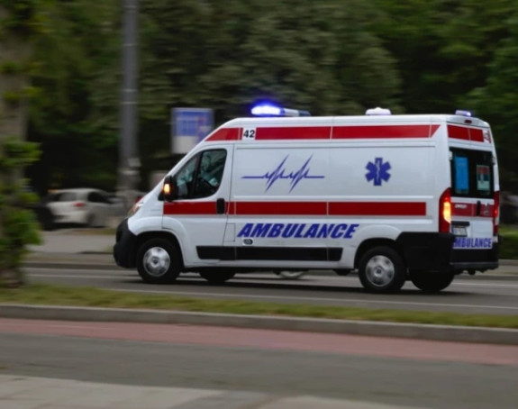 Vozač automobila poginuo nakon sudara s autobusom