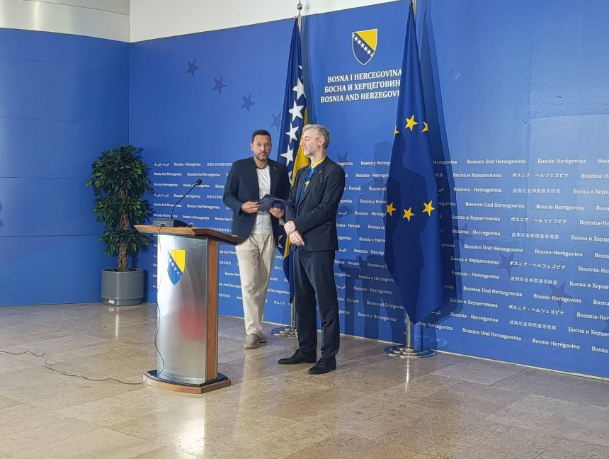 Agencija za zaštitu ličnih podataka krši zakone