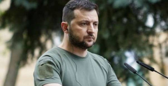 Zelenski: Ukrajina tokom noći napala ruske rafinerije nafte