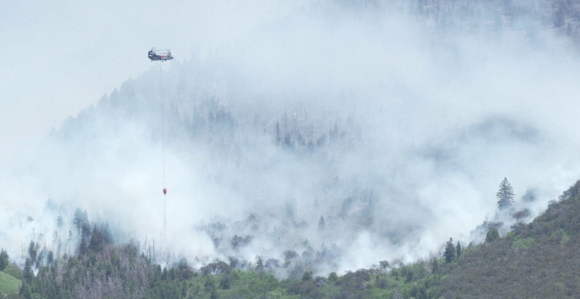 Hrvatska: Veliki požar na ostrvu Vis, gori borova šuma