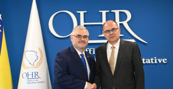 Krišok preuzeo dužnost od Šmita, evo šta je poručio
