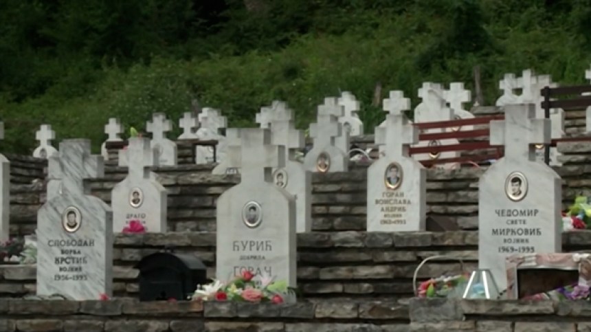 Novitović optužuje Prodanovića za opstrukciju izgradnje Memorijalnog centra u Bratuncu