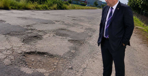 Premijeru Miniću, krenite do Trebinja, rupe Vas čekaju!