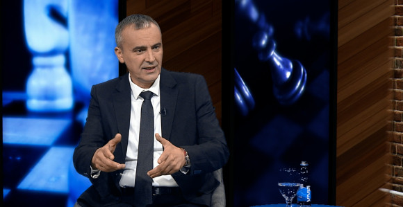 Vlast pred izbore diže tenzije da sačuvaju fotelje! Nismo se borili da budemo kmetovi nekih porodica!