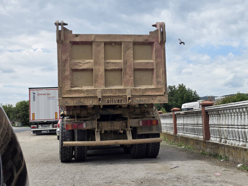 Banjaluka: Kamioni uništavaju most, mještani ogorčeni