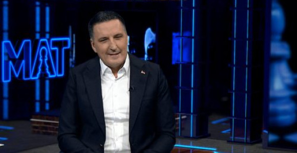 Elek proziva ministra SNSD-a: Jak u teoriji, slab u praksi