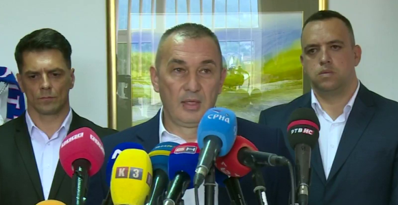Notorna je laž da u diskoteci na Palama pripadnici MUP-a nisu upotrijebili prekomjernu silu (VIDEO)