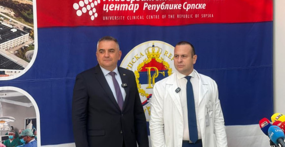 Minić na UKC: Vlada garantuje za kredit od 45 miliona KM