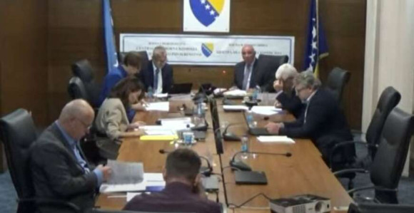 ЦИК упозорава на забрану злоупотребе јавних ресурса