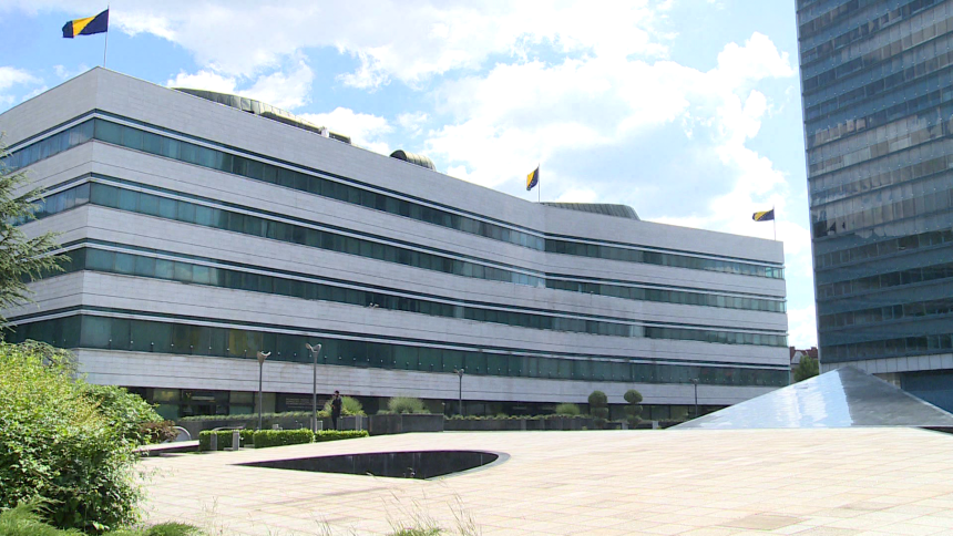 Licemjerstvo SNSD-a: Jača institucije BiH kroz stalno povećanje budžeta - Republici Srpskoj sve manje para