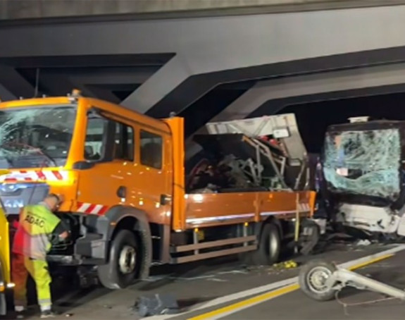 Njemačka: Autobus iz BiH udario u službeno vozilo (VIDEO/FOTO)