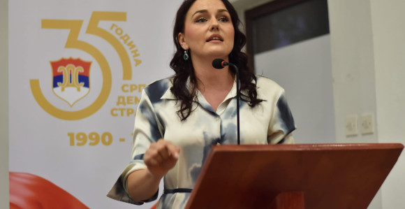 "Brutalna poruka iz Vlade: Za vas nema, ali za nas mora biti"
