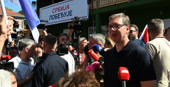 Vučić: Biće značajno povećanje penzija, plata i minimalca