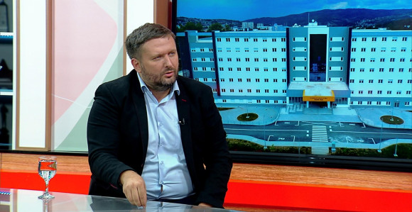 Zdravstvo rukama stranaka, ljekara nedostaje, liste čekanja duge