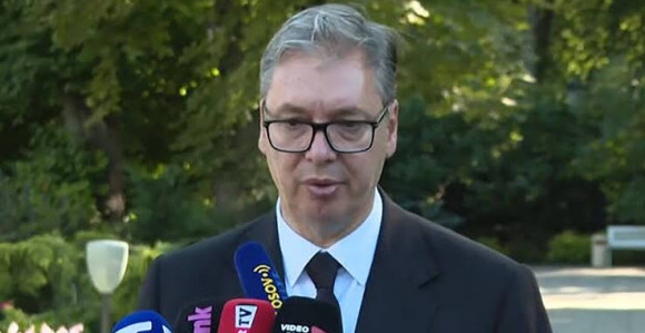 Vučić: Povećanje penzija će pratiti povećanje plata