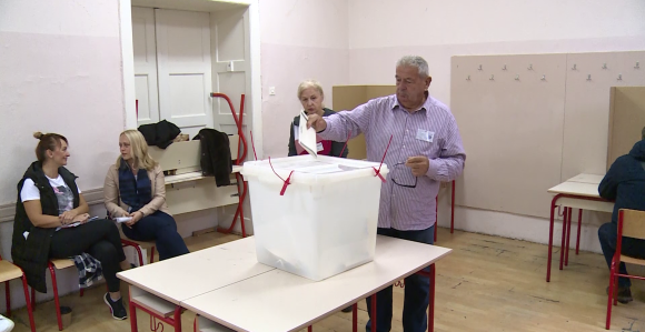 Preuranjena kampanja vidljiva na svakom koraku