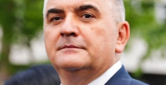 Premijer Srpske dijeli milione preko društvenih mreža