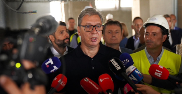 Vučić: Pisaću Ruteu sa molbom da se ne otvara glavni most na Ibru