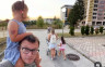 Porodični trenuci: Božović podijelio fotografiju iz šetnje