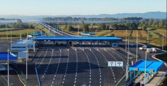 UIO: Novi granični prelaz u Gradišci nastavlja da radi