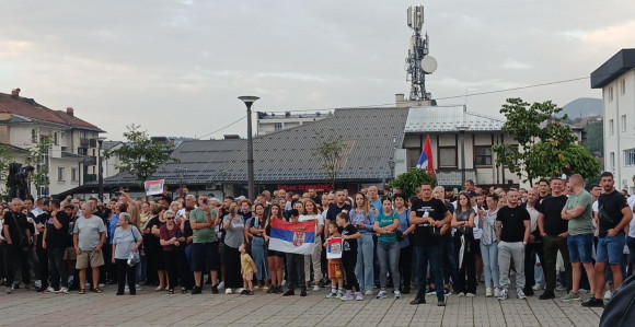 Više hiljada Paljana odalo poštu Ratku Mladiću
