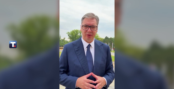 Vučić podnosi ostavku - U kampanju ide kao običan građanin