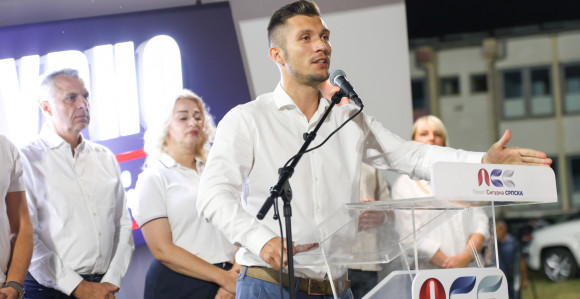 Penzionerima trebaju veće penzije, a ne 100 KM pred izbore