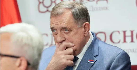 USKORO POTRES U SNSD-U! Dodik izgubio moć, niko ga više ne sluša - Nakon izbora slijedi opšti rat klanova!