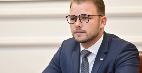 Muzej na Palama postao ruglo i zarđala konstrukcija