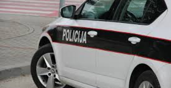 Policajac teško povrijeđen dok se vraćao s posla