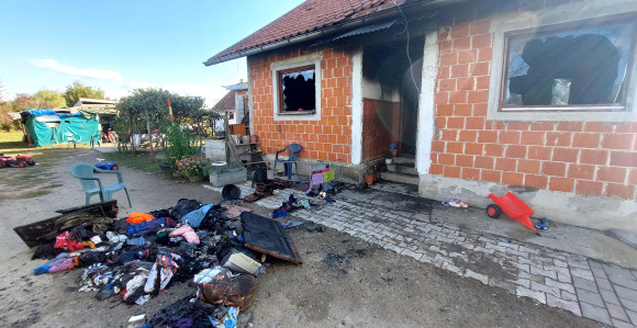 Prijedor: U požaru stradala djevojčica od dvije i po godine