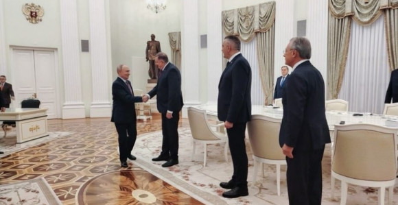 Dodik u Moskvi: Savo nije mogao progovoriti riječ sa Putinom?!