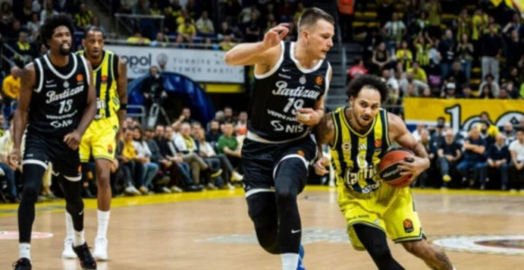 Partizan poražen od Fenerbahčea u Istanbulu