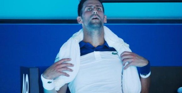 AO: Tili popustio? Federer "ustupio" Novaku termin!