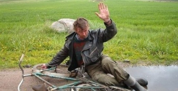 Uhapšen mrtav pijan na biciklu