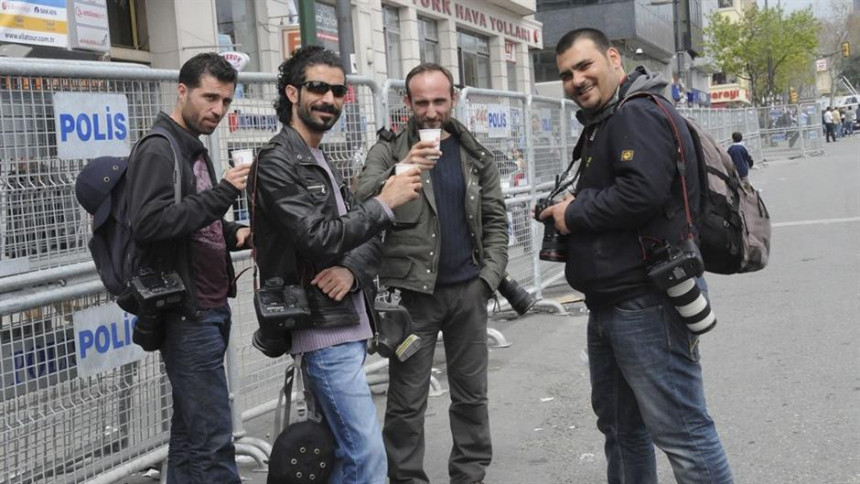 Турска: Припадници ПКК киднаповали три новинара 