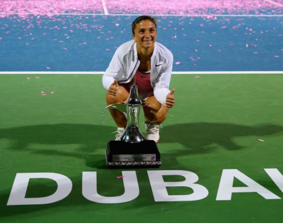 Dubai: Erani prepustila dva gema Stricovoj na putu do titule!