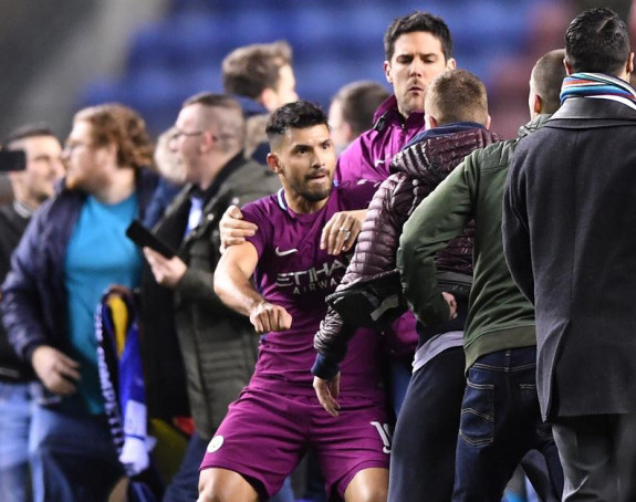 Вријеђали Агуера на терену, хоће да тужи клуб!