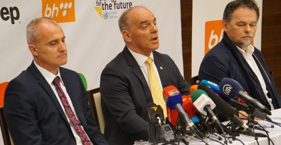 "Најбољи ЕYОФ до сада!"