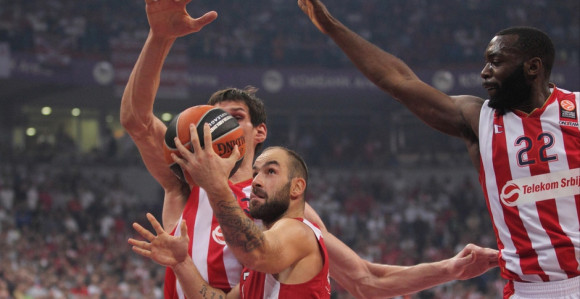EL: Olimpijakos stiže sa 200 navijača i DVA problema!