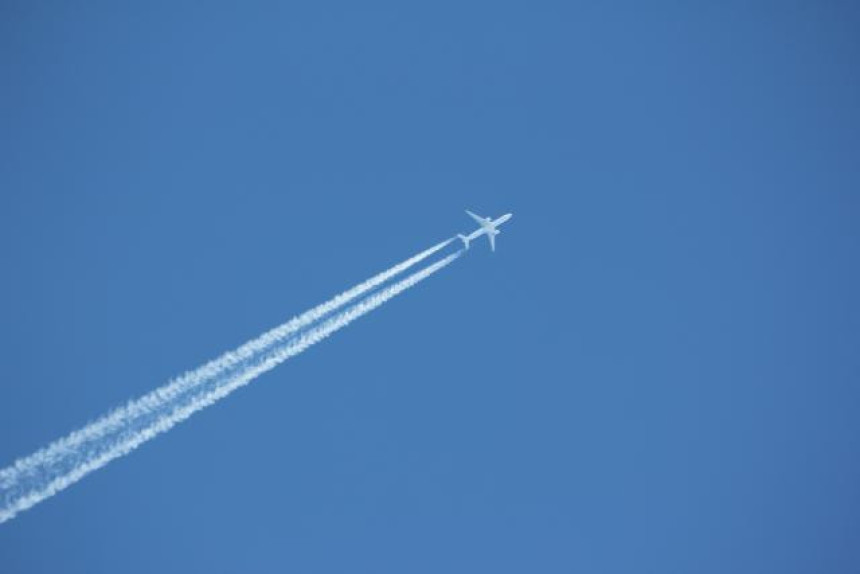 Inženjer poginuo, pilot povređen